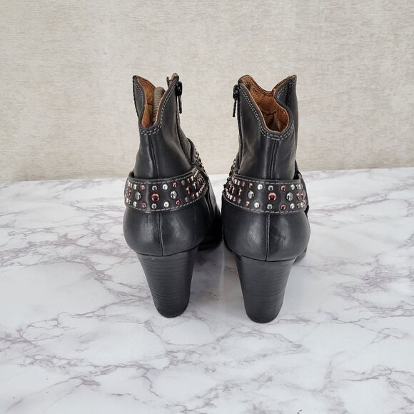SOFFT Noreen Studded Black Leather Heeled Ankle Bootie 10M - Picture 11 of 14
